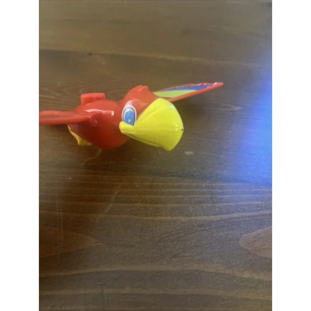 2005 Scholastic Maya & Miguel Paco Red Parrot Figure‎ Wendy's Kids Meal Toy PBS